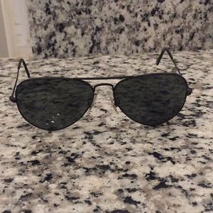 Authentic Black Ray-Ban Aviators (Large)